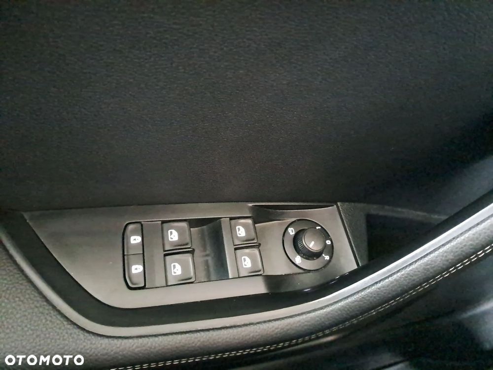 Skoda Superb 2.0 TDI SCR Style DSG - 29