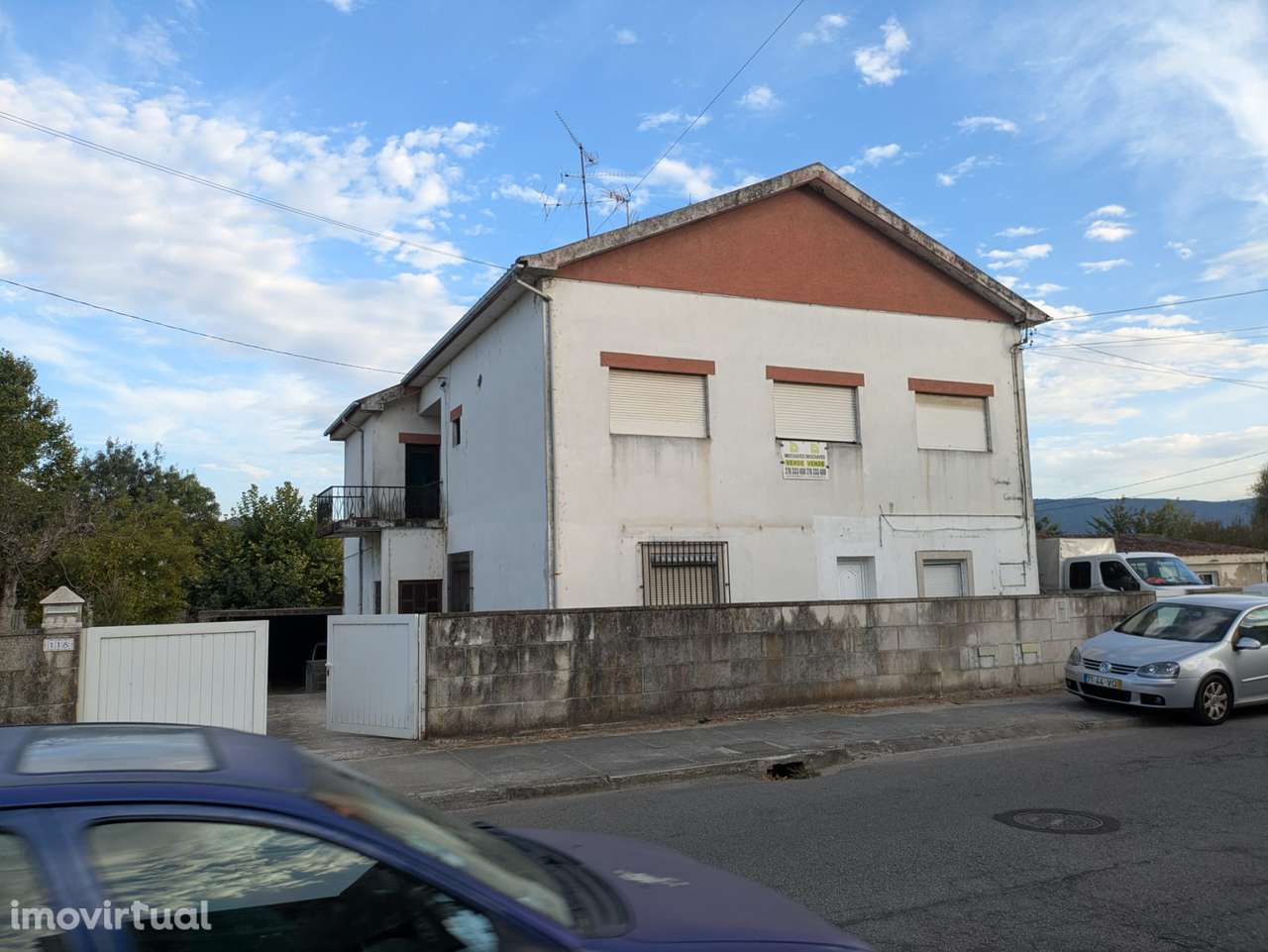 CASA E 2 APARTAMENTOS T2 - Grande imagem: 3/37