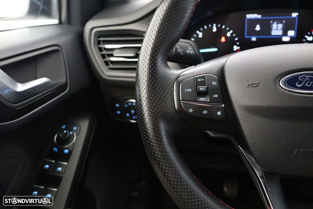 Ford Focus SW 1.5 TDCi EcoBlue ST-Line - 9