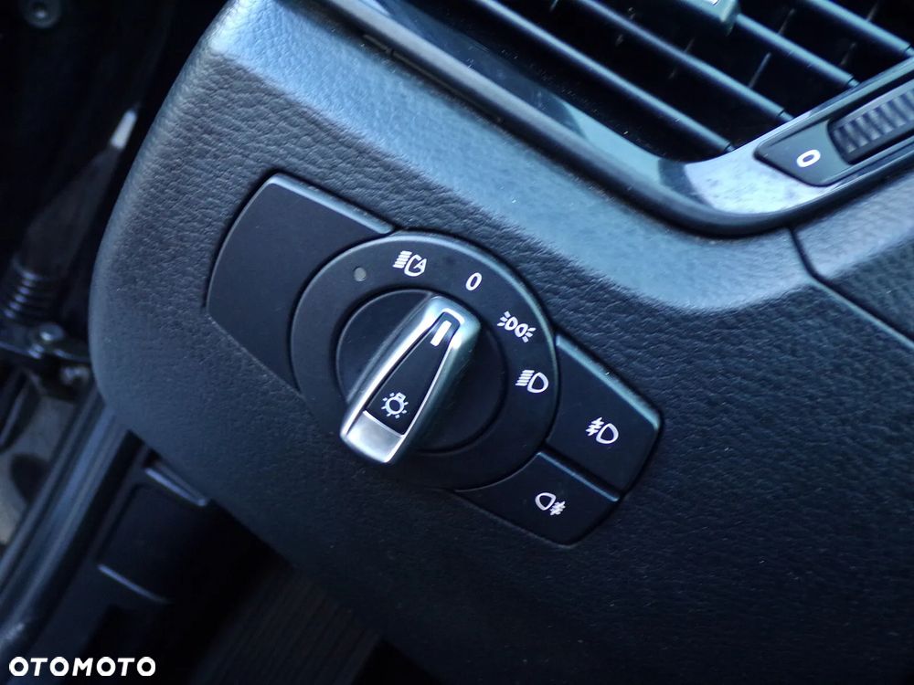 BMW X1 sDrive20d Eff.Dynamics - 18