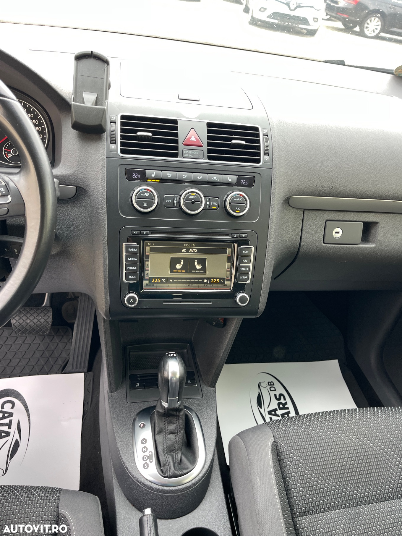 Volkswagen Touran 2.0 TDI DSG Comfortline - 34