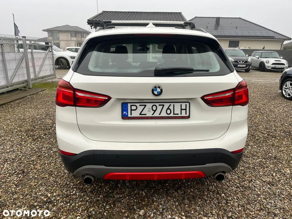 BMW X1 xDrive20i GPF Sport Line sport - 20