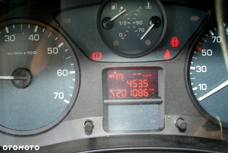 Citroën Berlingo 1.6i Prestige - 9