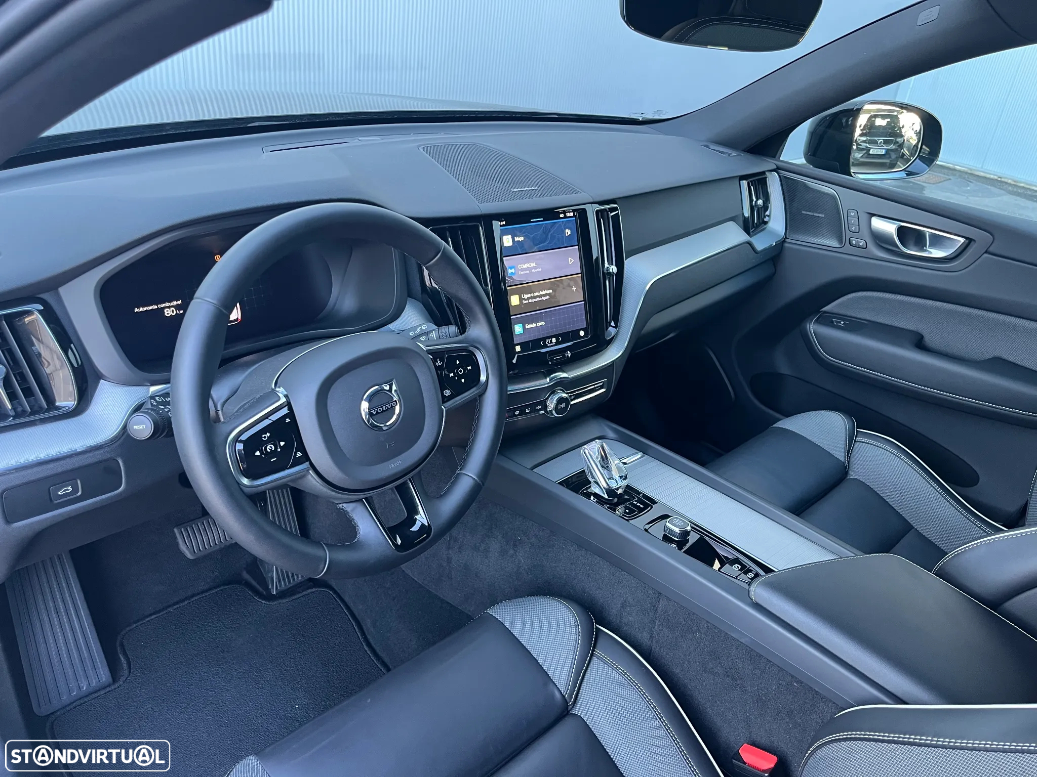 Volvo XC 60 2.0 B4 Plus Dark - 6