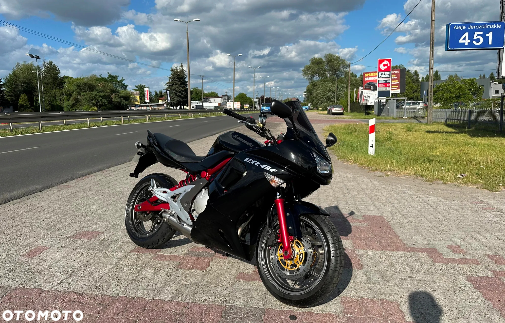 Kawasaki ER - 8