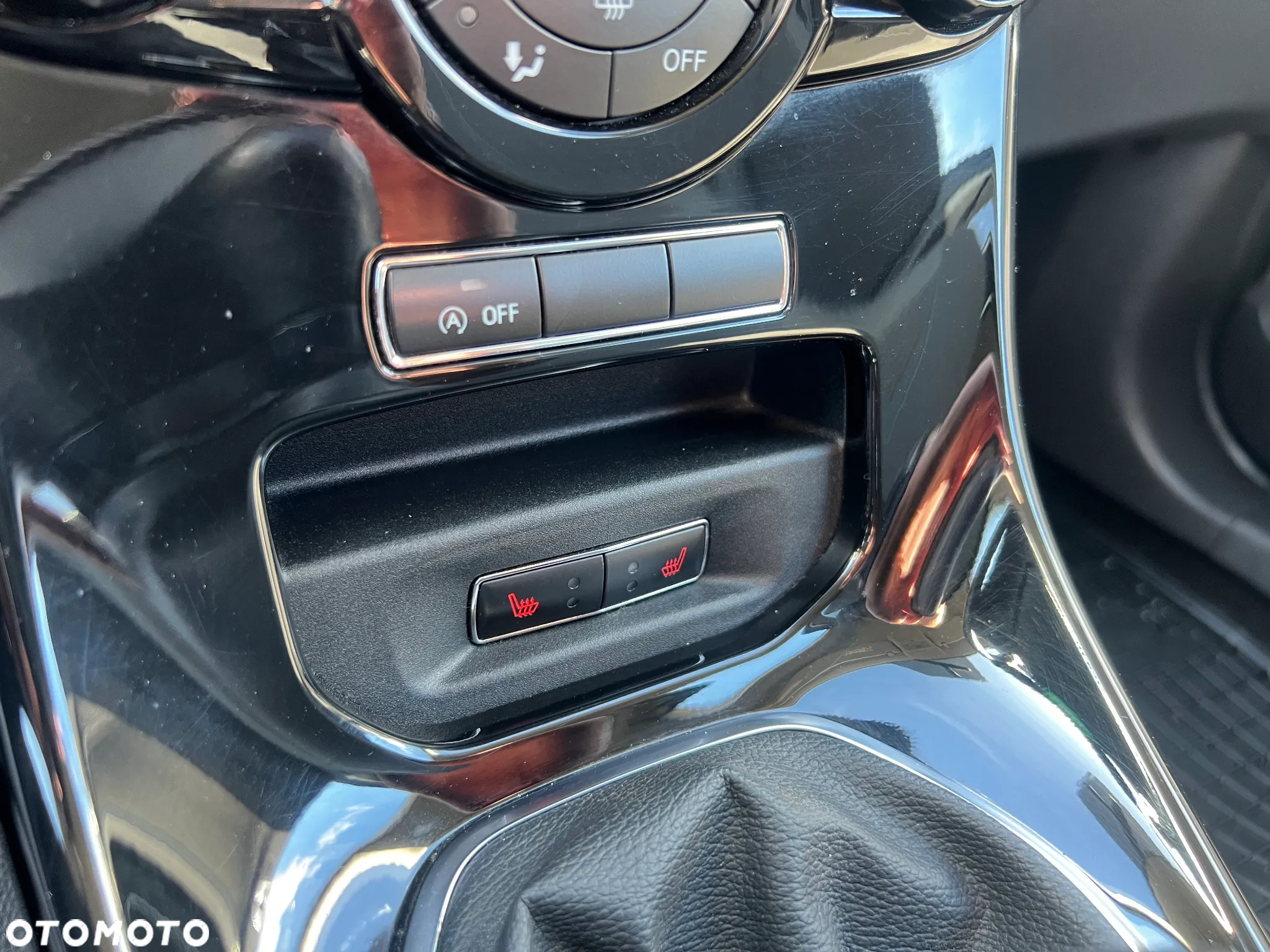 Ford Fiesta 1.0 EcoBoost S&S ST-LINE - 13