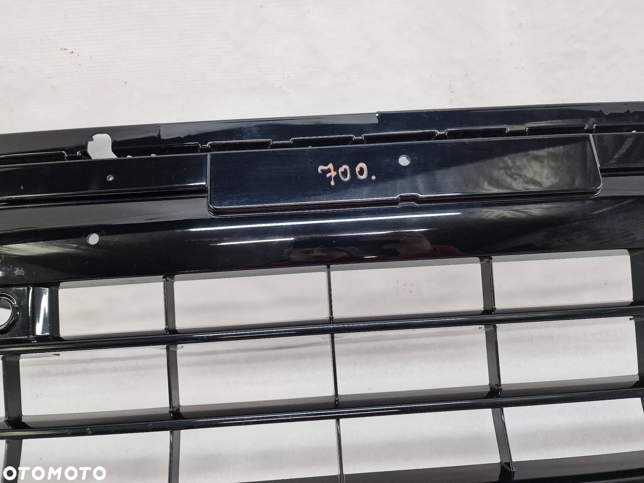 VW TAIGO R-LINE RLINE 2G7 21- KRATKA ŚRODKOWA ZDERZAKA PRZEDNIEGO PRZÓD , NR 2G7853671D / 2G7853671 D / 2G7853677C / 2G7853677 C , NR AUKCJI GL700 - 5