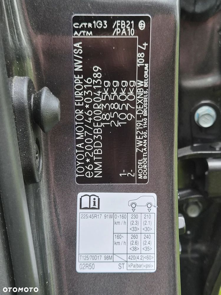 Toyota Corolla 1.8 Hybrid Style - 16