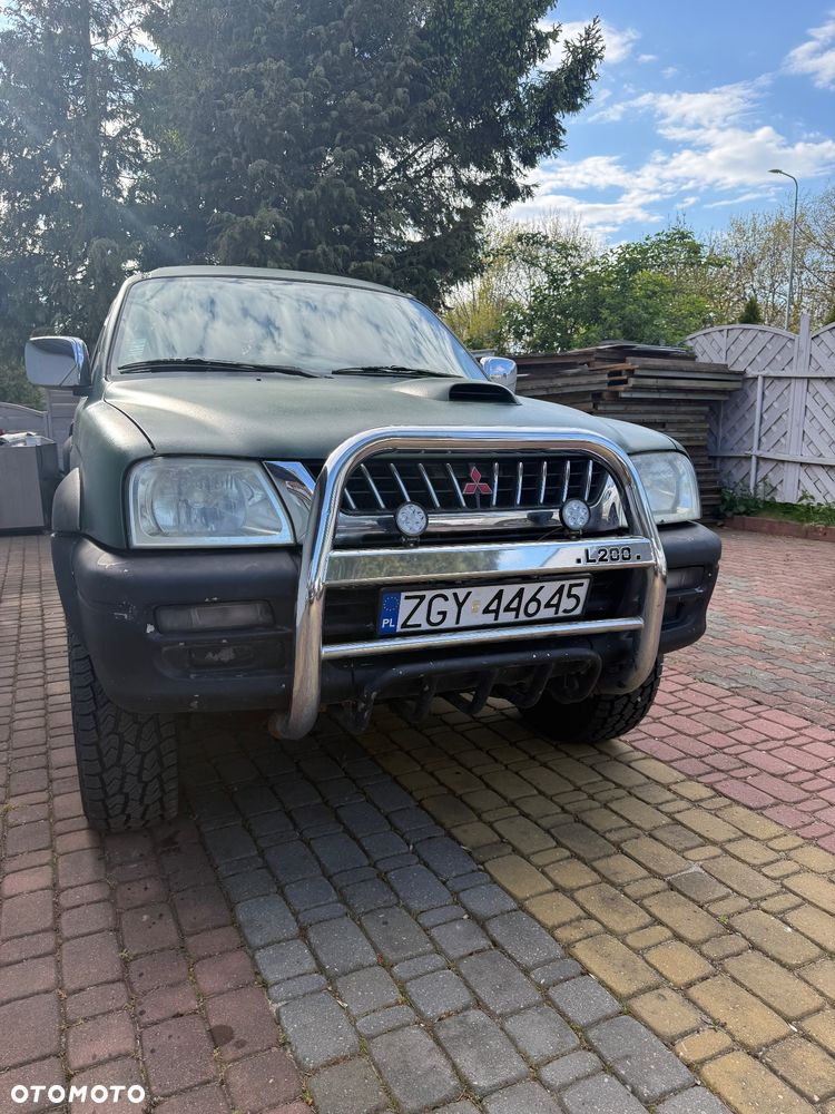 Mitsubishi L200 2.5 TDI GLS 4WD DoubleCab - 1