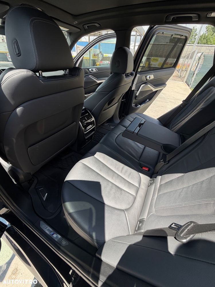 BMW X5 xDrive40i - 28