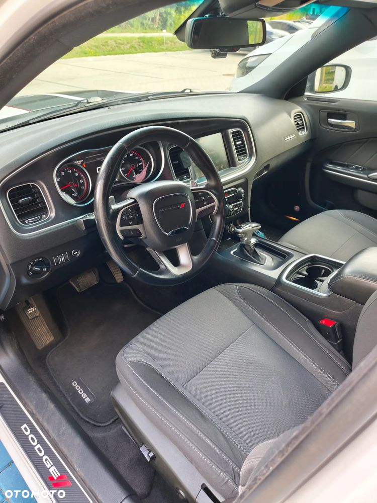 Dodge Charger - 5