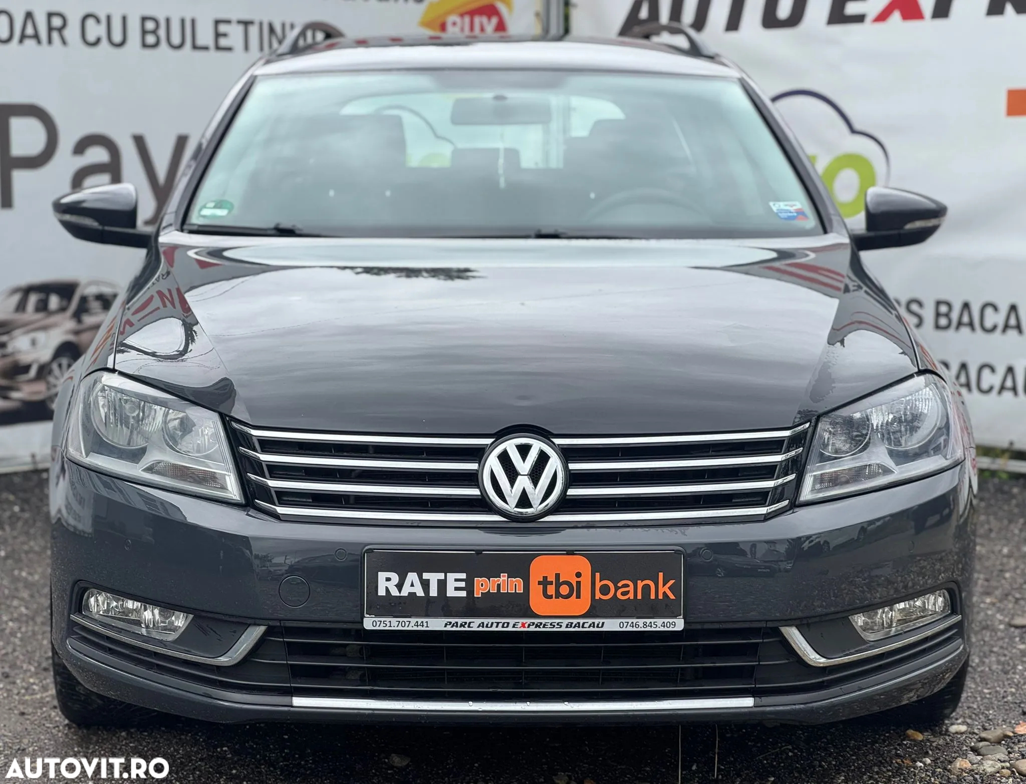 Volkswagen Passat Variant 2.0 TDI BlueMotion Technology DSG Trendline - 11