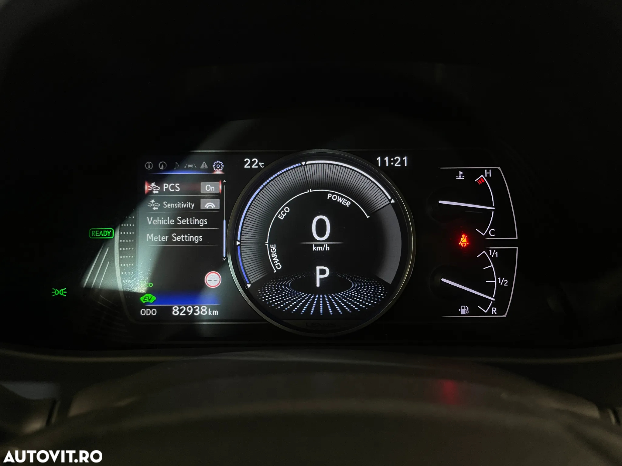 Lexus UX - 24
