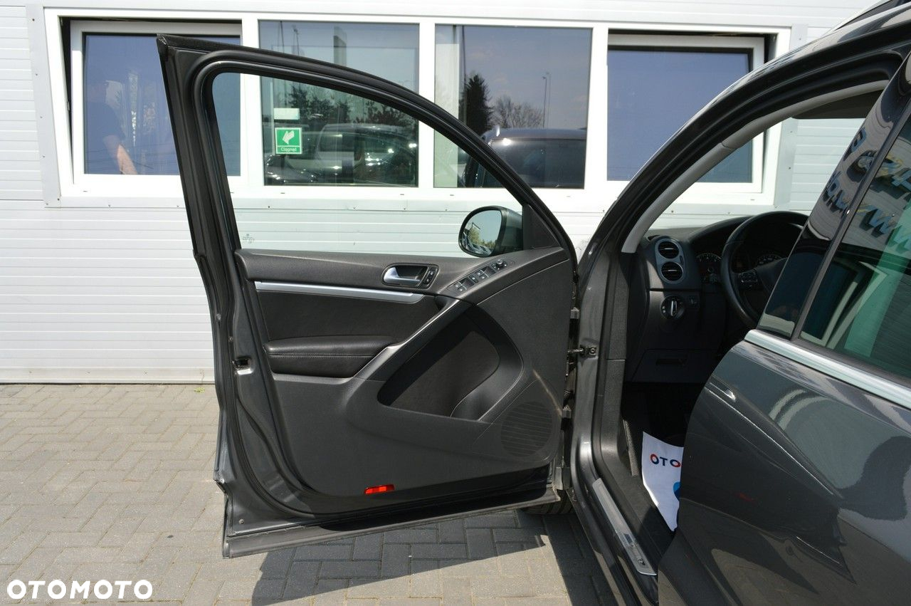 Volkswagen Tiguan - 28