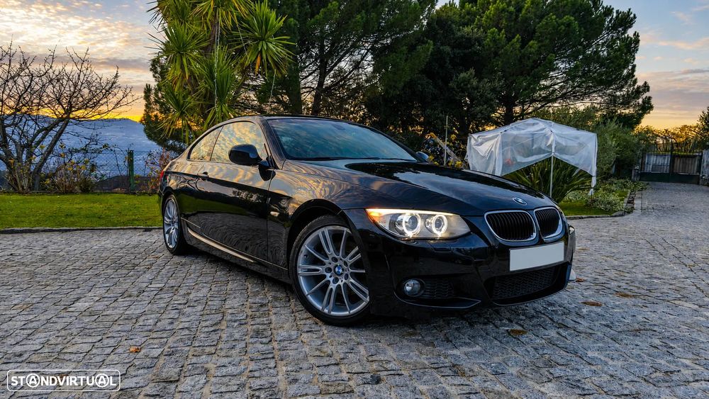 BMW 320 d Coupe Edição M - 1