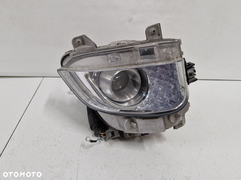 LEXUS LS460 LS460L LAMPA PRZECIWMGIELNA XENON PRAWA - 1