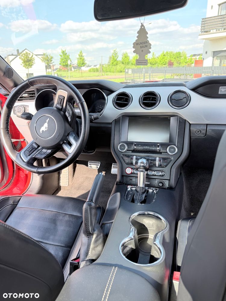 Ford Mustang - 18