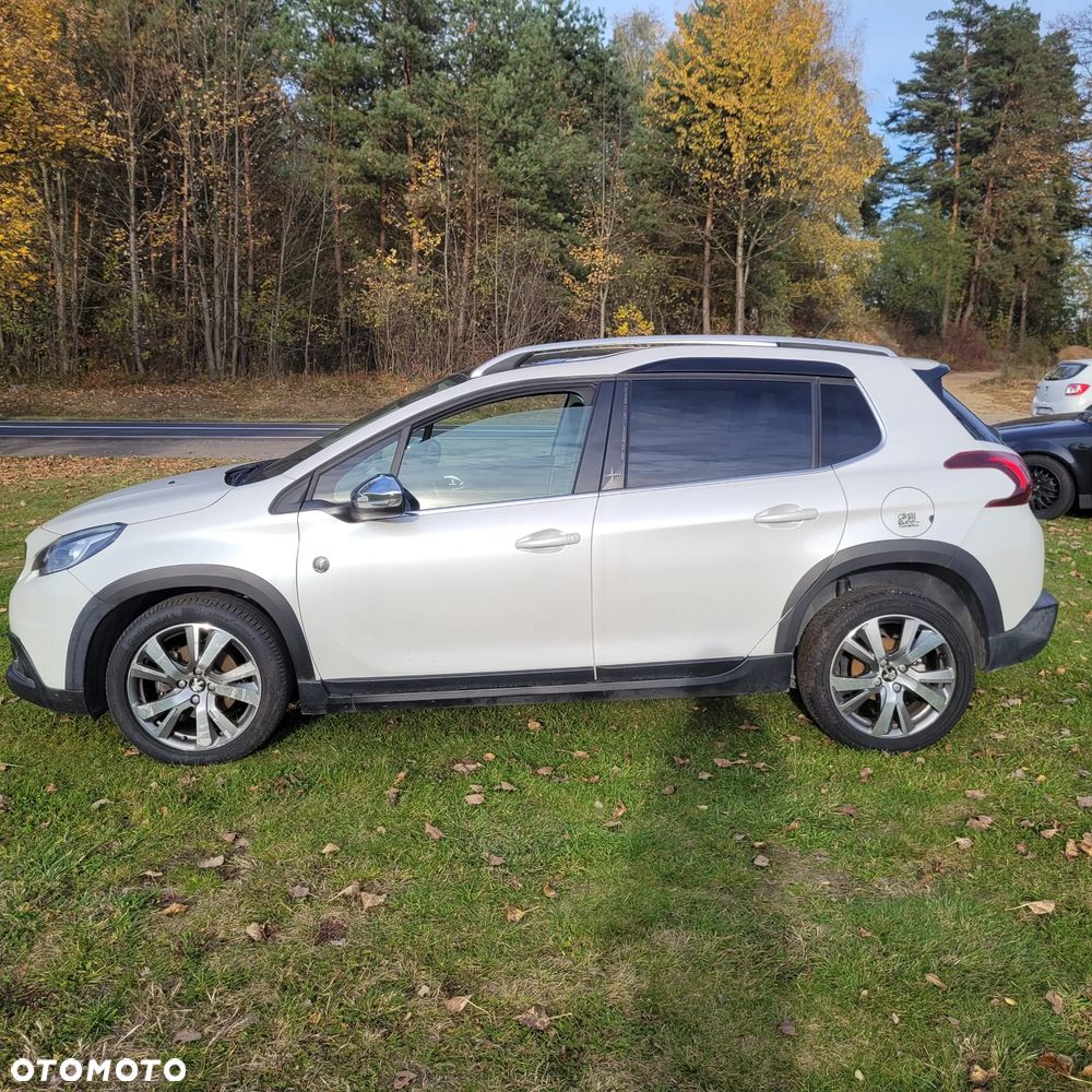 Peugeot 2008 PureTech 110 Stop&Start EAT6 Crossway - 13