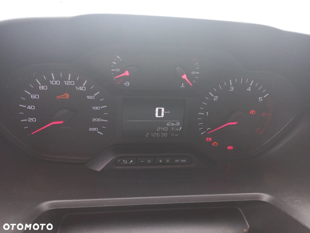 Peugeot Partner - 12