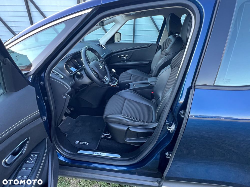 Renault Scenic ENERGY dCi 110 EXPERIENCE - 9