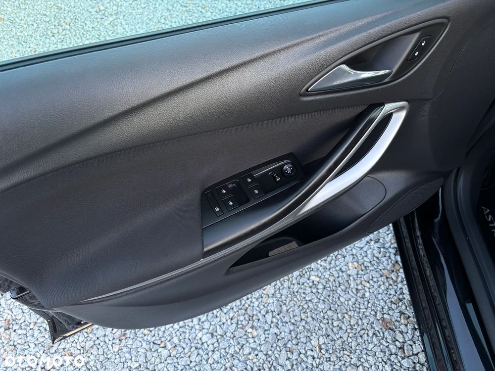 Opel Astra 1.6 D Start/Stop Innovation - 31