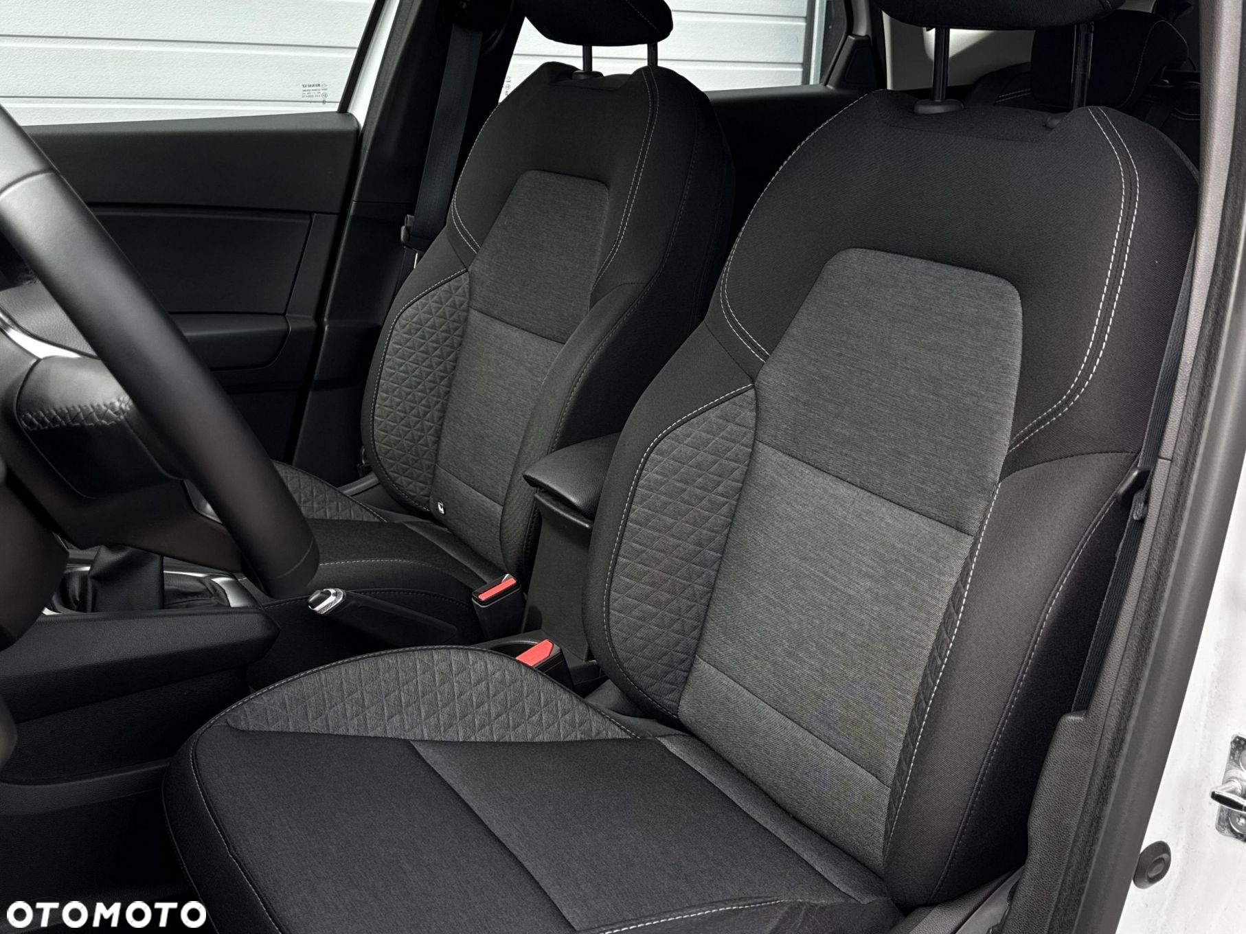 Renault Captur - 11