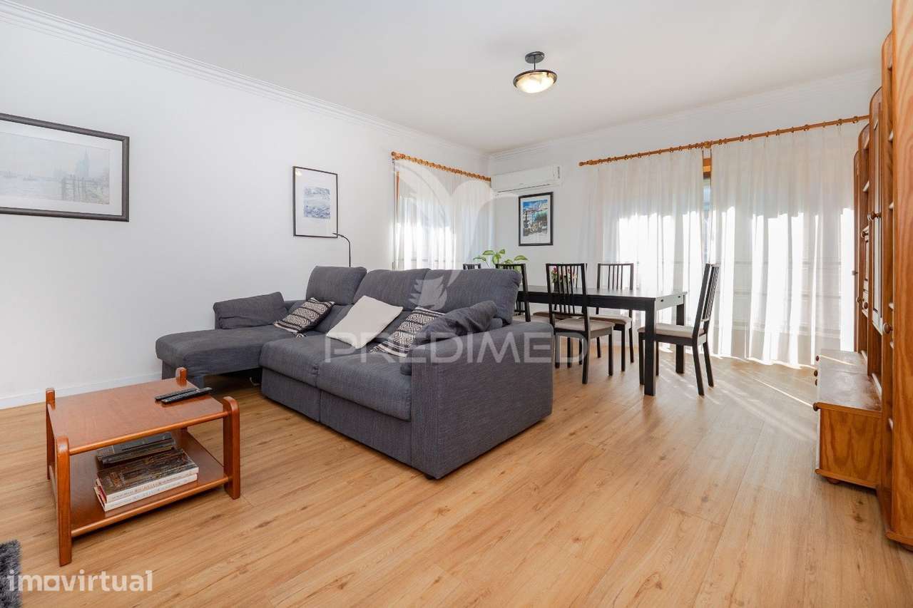 Apartamento T4 com garagem para dois carros no centro histórico de... - Grande imagem: 5/37
