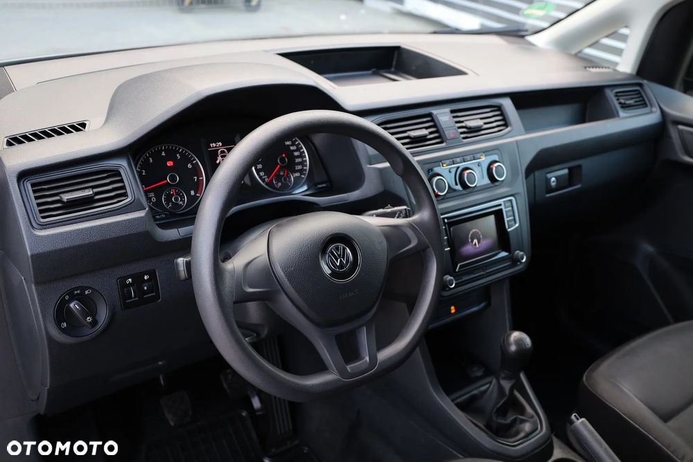 Volkswagen Caddy - 18