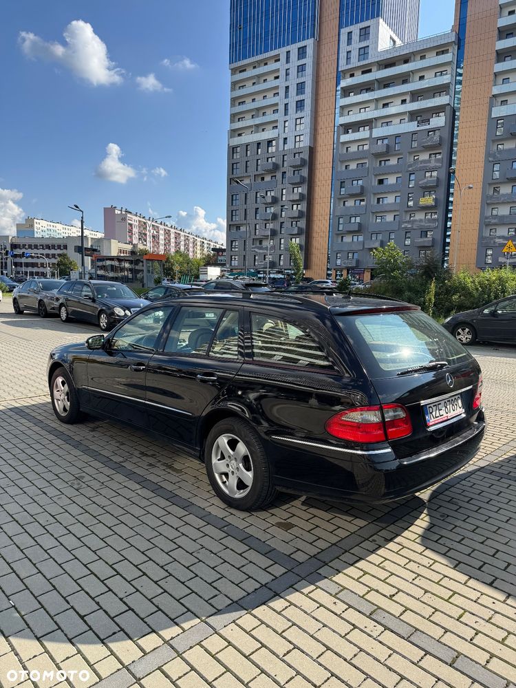 Mercedes-Benz Klasa E 200 CDI Elegance - 3