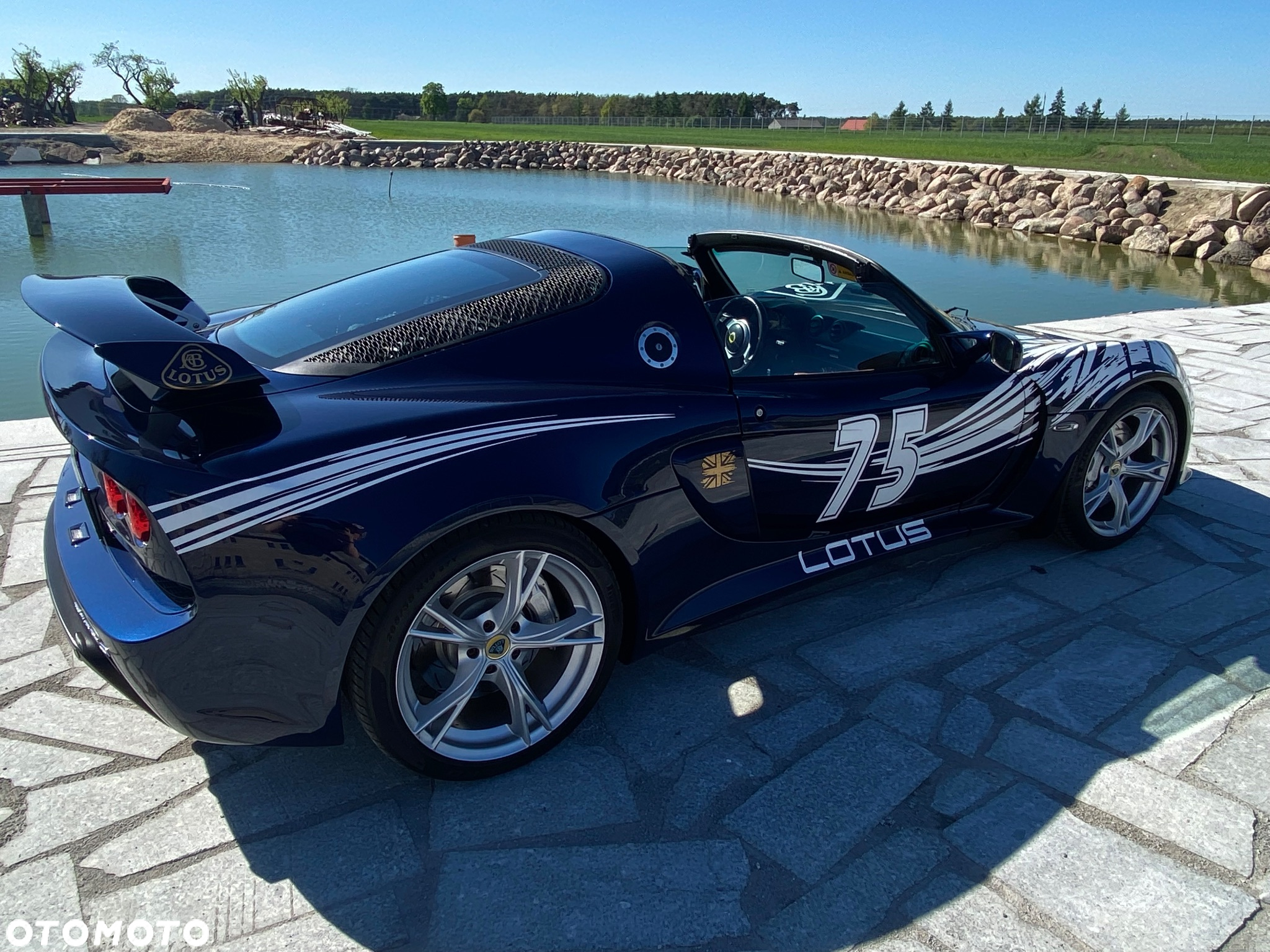 Lotus Exige - 12