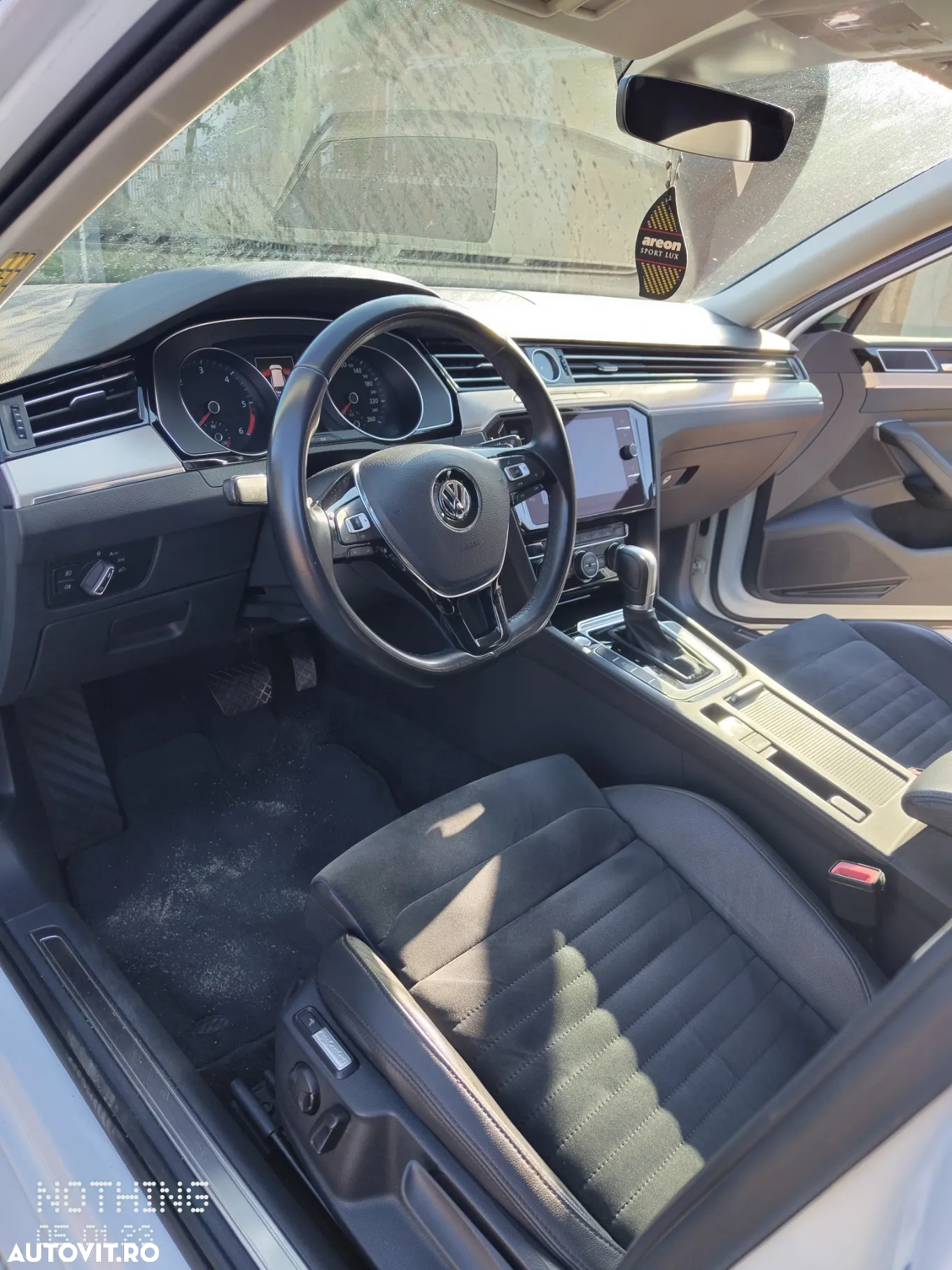 Volkswagen Passat - 6