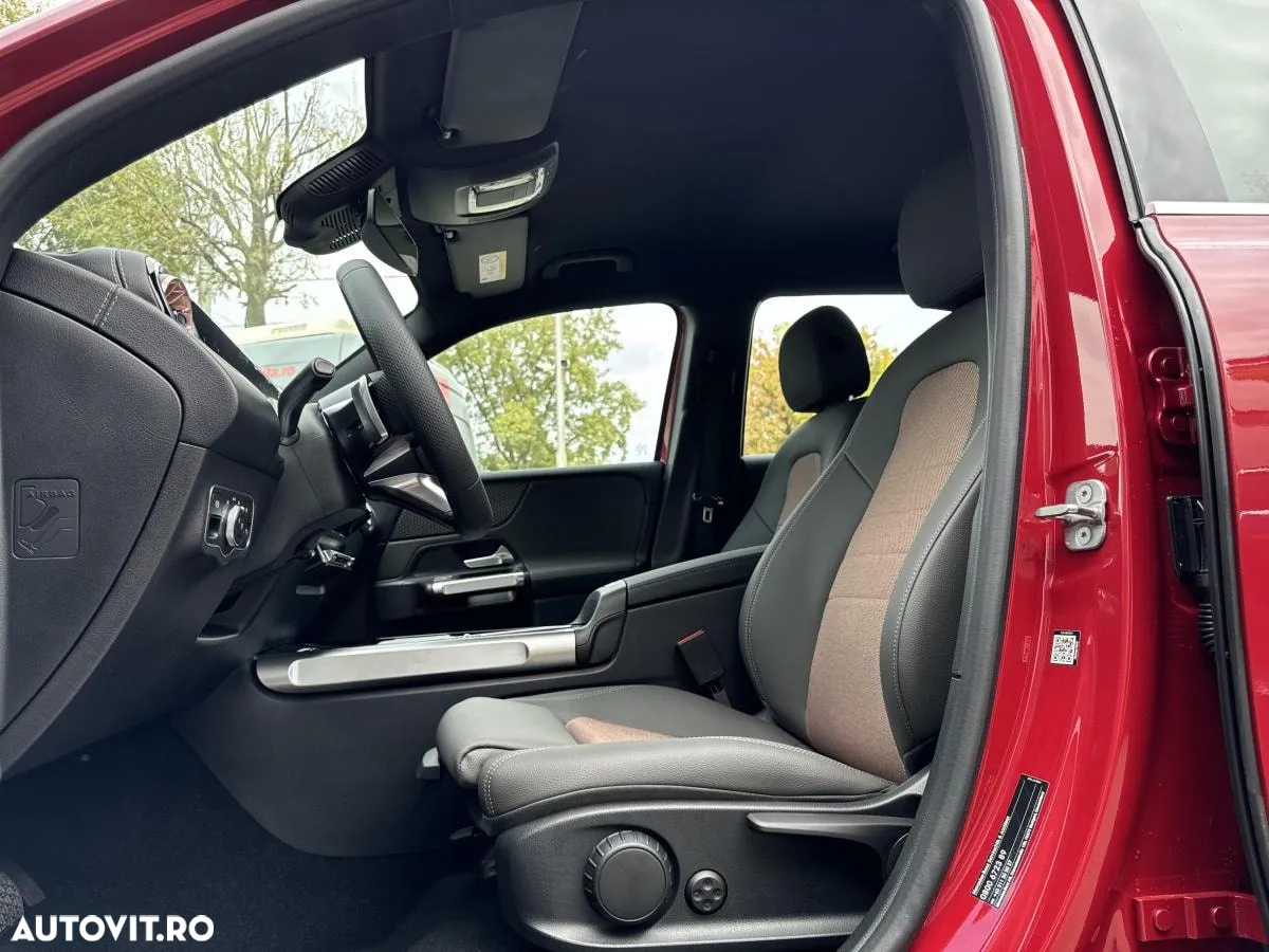 Mercedes-Benz EQB 300 4MATIC - 12
