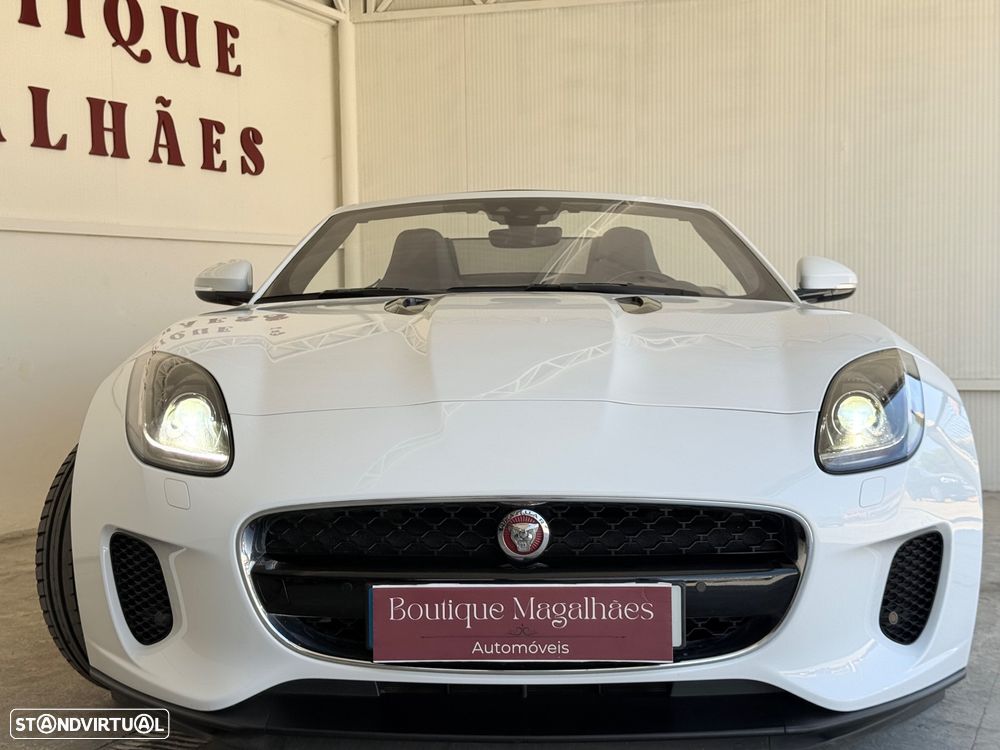 Jaguar F-Type 2.0 i4 R-Dynamic - 28