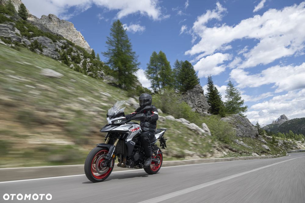 Benelli TRK 902 Xplorer - 9
