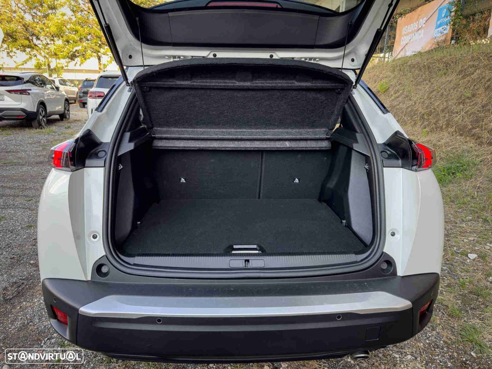 Peugeot 2008 1.5 BlueHDi GT EAT8 - 16