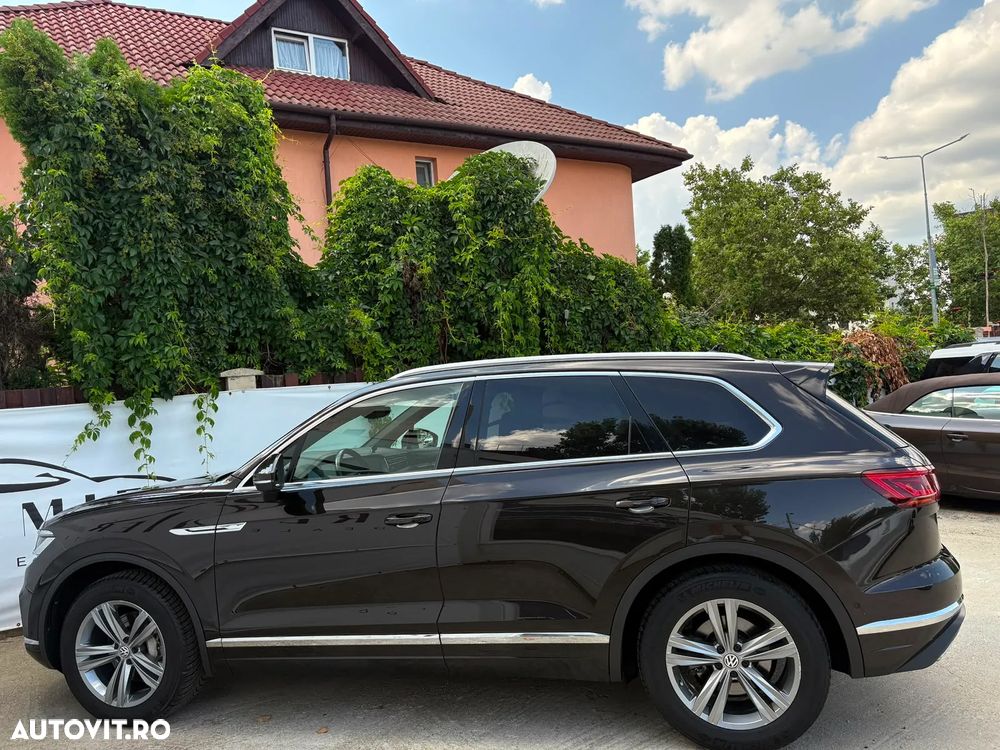 Volkswagen Touareg - 24