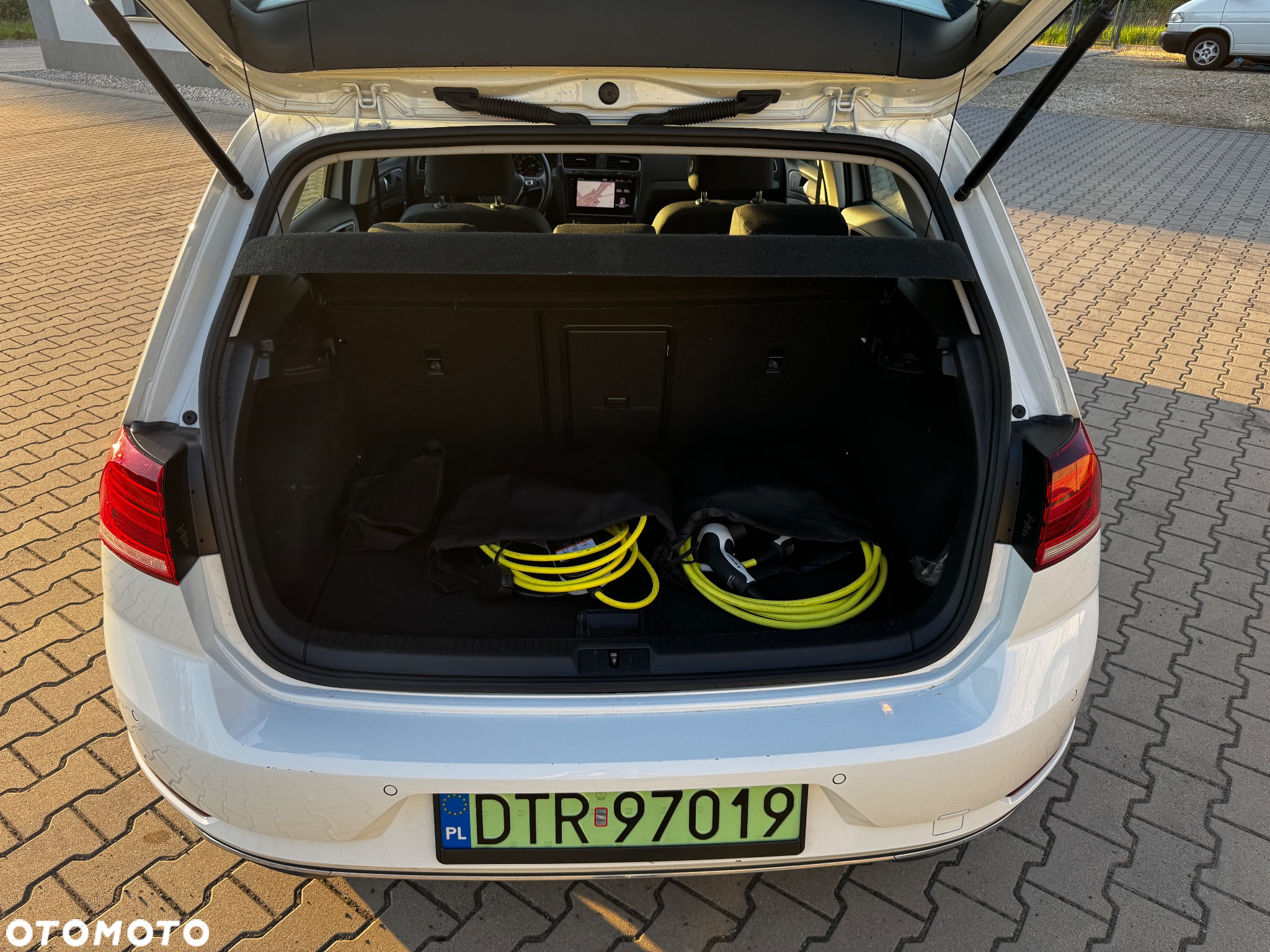 Volkswagen Golf e-Golf - 7