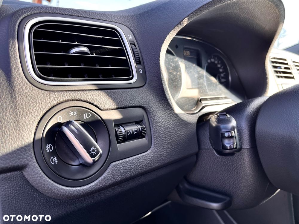 Volkswagen Polo 1.2 Team - 17