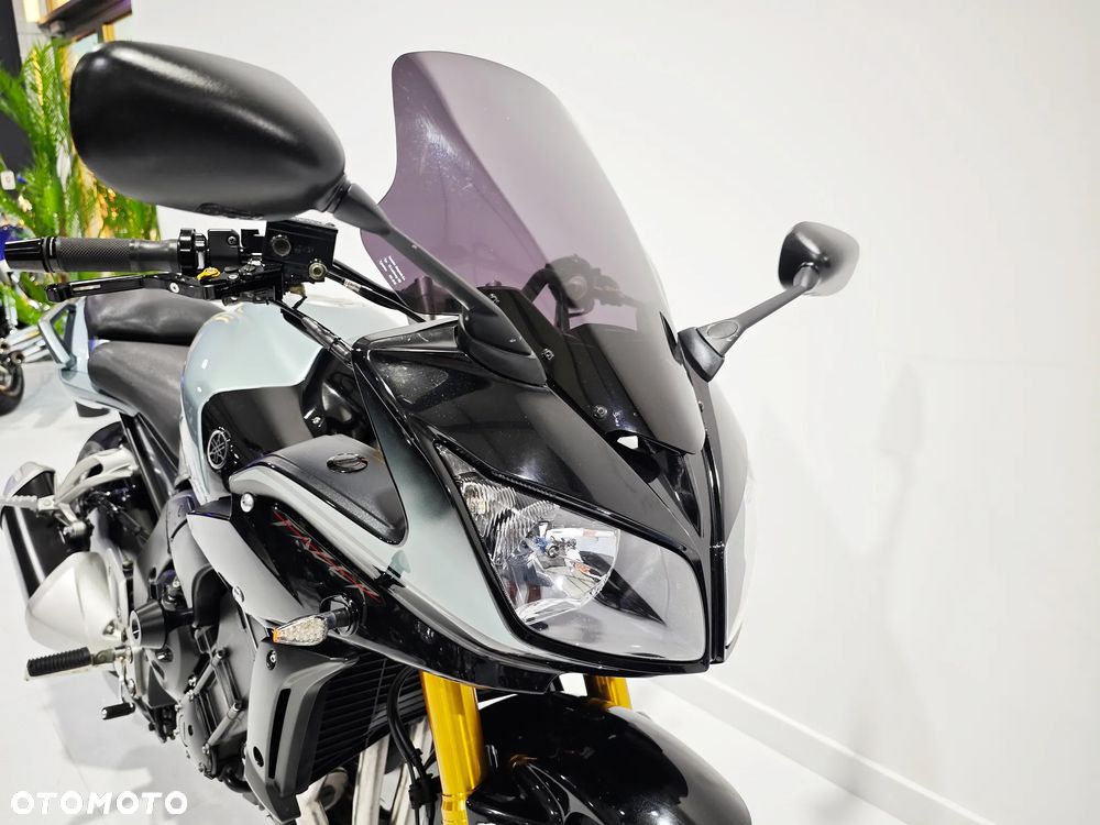 Yamaha FZ - 13