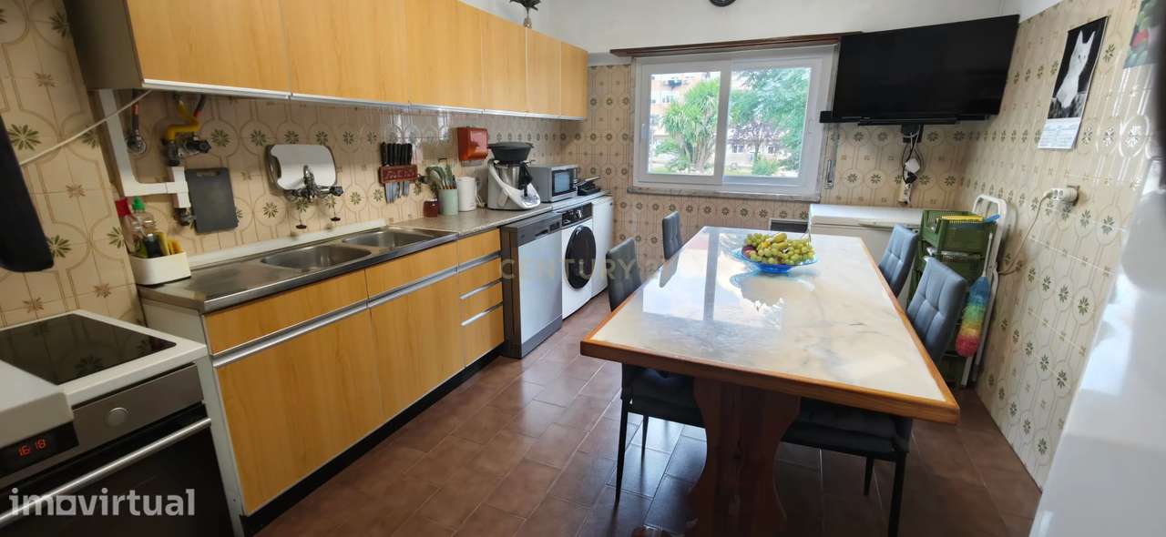 Apartamento T2 em Mina de Água, Amadora - Grande imagem: 2/7