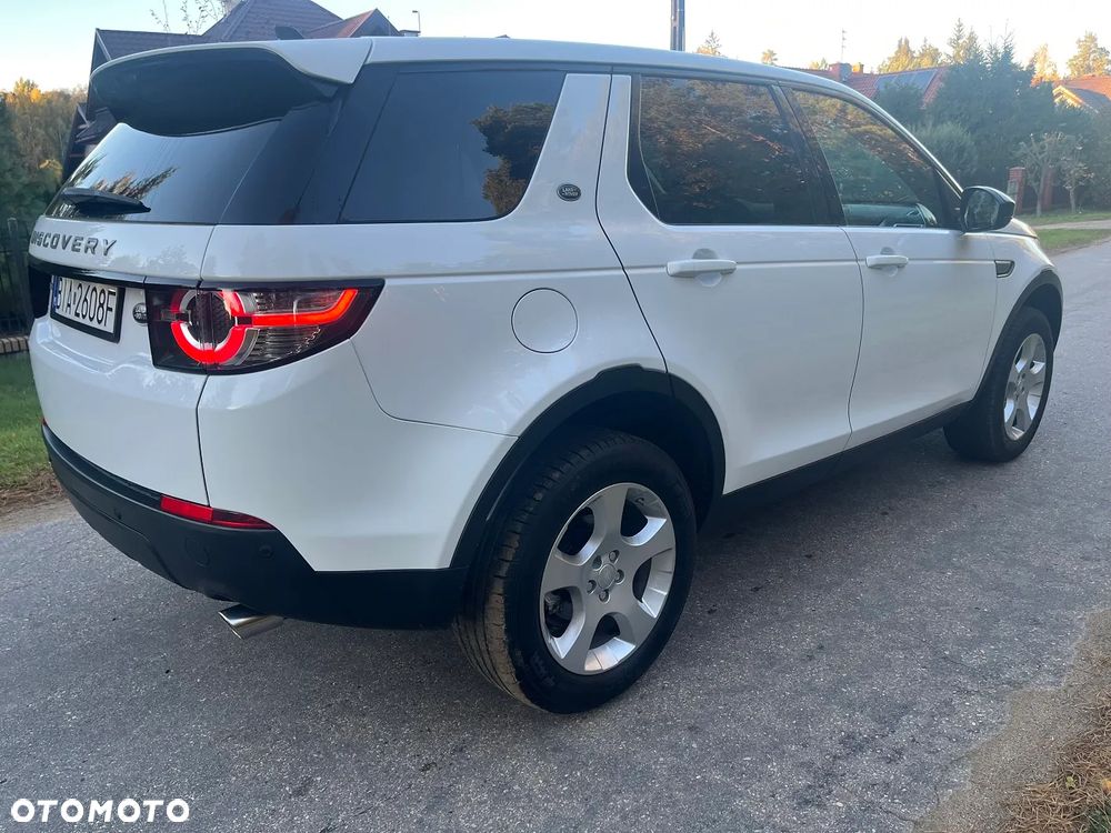 Land Rover Discovery Sport - 28