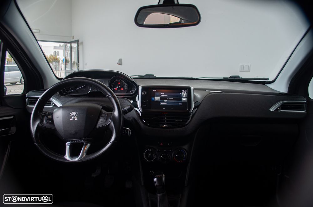 Peugeot 208 1.6 BlueHDi Style - 8
