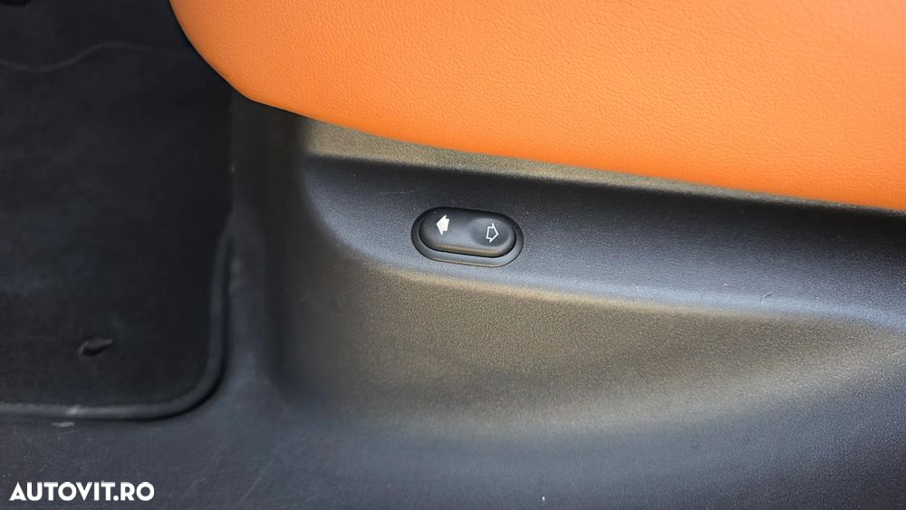 Jaguar F-Pace D300 AWD - 29