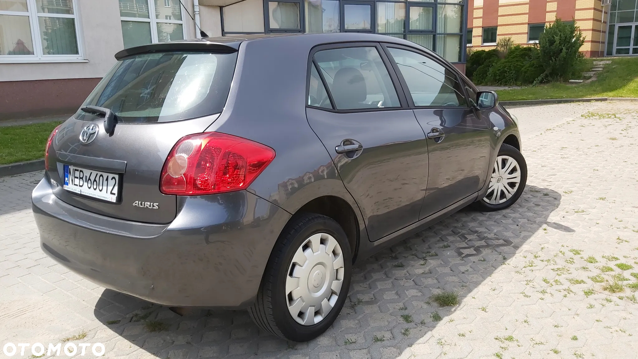 Toyota Auris 2.0 D-4D Executive - 4