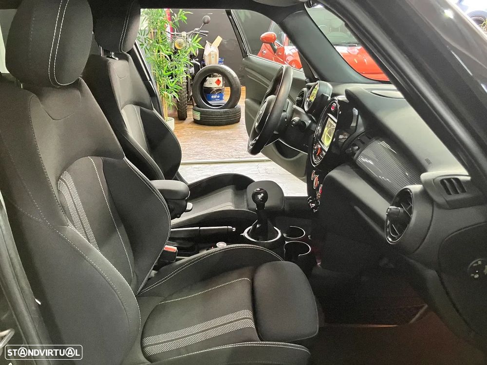 MINI 5 Portas One - 17