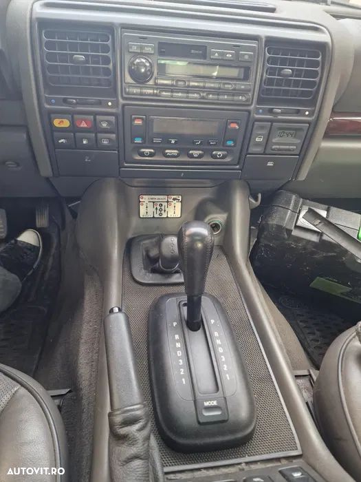 Land Rover Discovery - 9