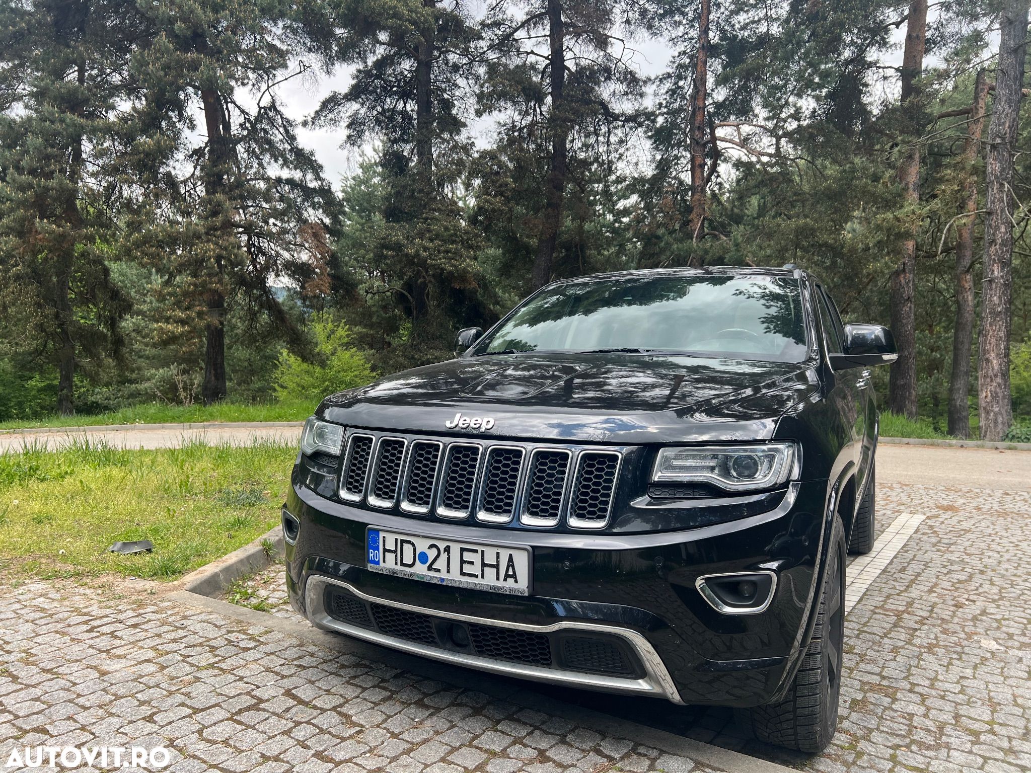 Jeep Grand Cherokee - 1