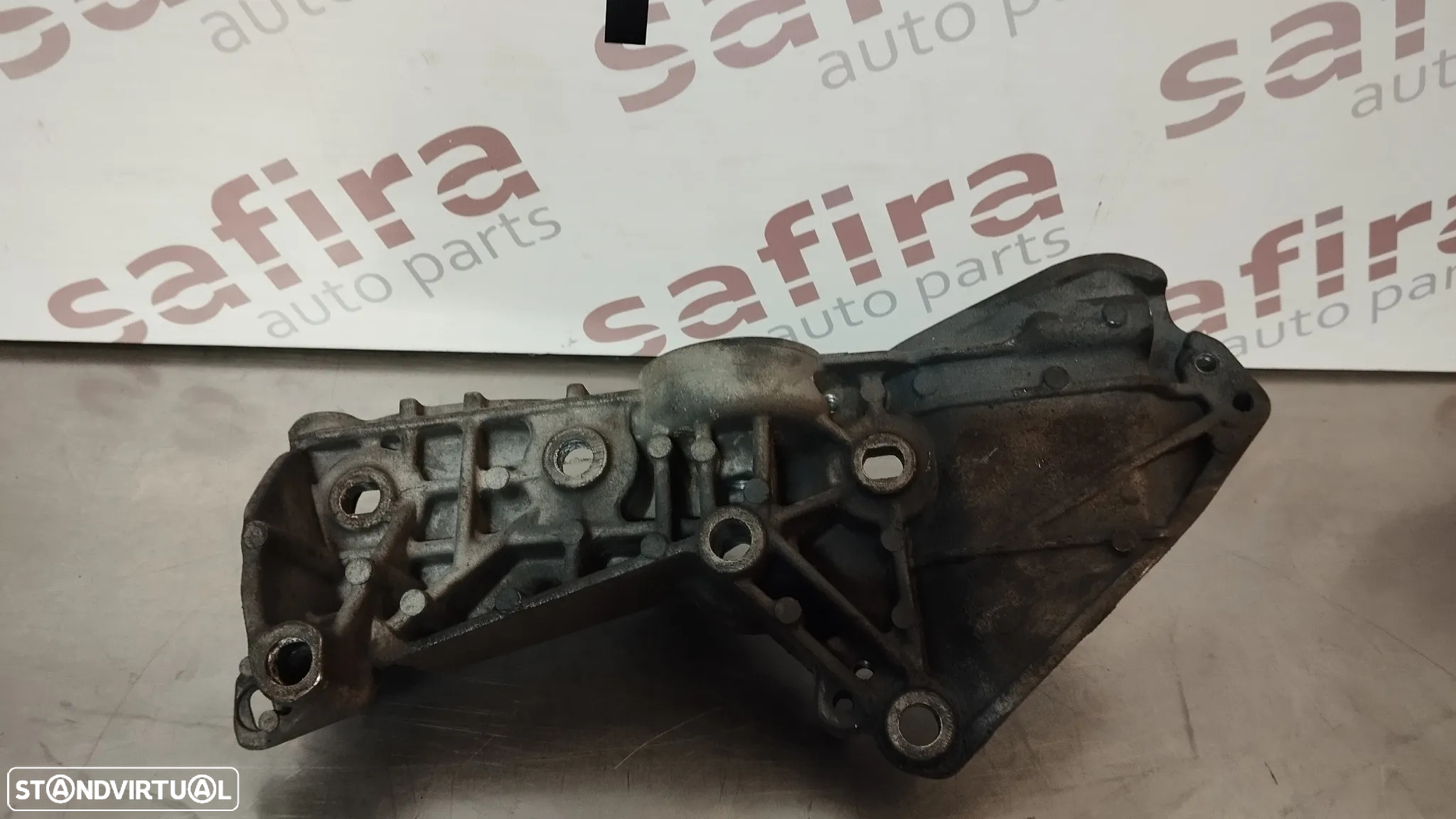 APOIO / SUPORTE DO ALTERNADOR RENAULT KANGOO II / CLIO IV / DACIA DOKKER / MEGANE 1.5DCI REF 8200669494 - 3