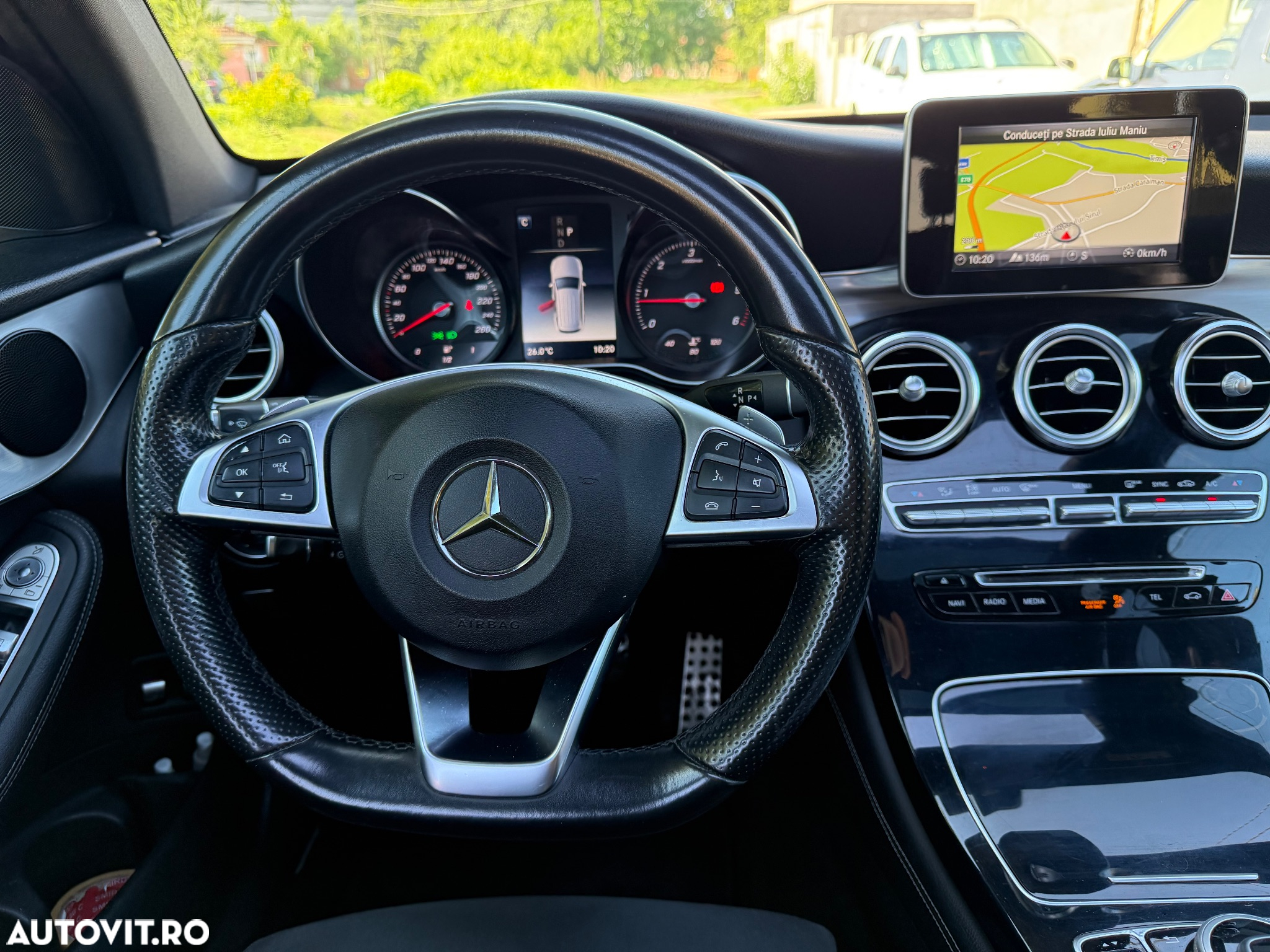Mercedes-Benz GLC 250 d 4MATIC - 34