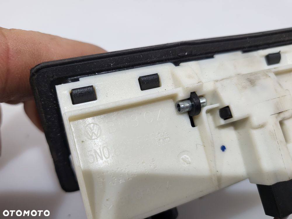 AUDI A4 B8 A5 Q5 A6 KAMERA COFANIA 5N0827566AA - 4